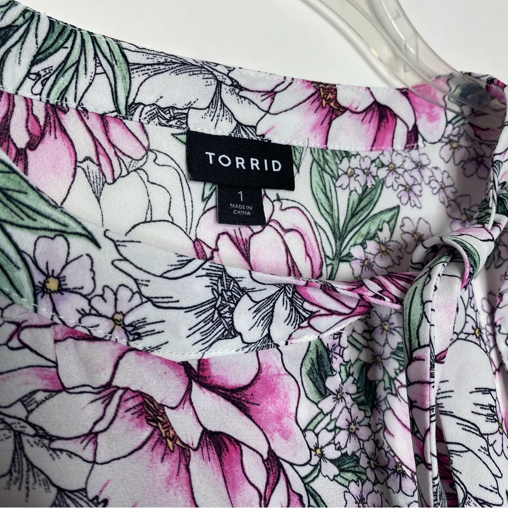 Torrid Georgette Bow Tie Blouse 1X Floral - Picture 7 of 10